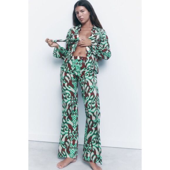 NWT Zara The Selena Blouse Printed Collared V-Neckline Tie Front Long Sleeve Top - Picture 2 of 13